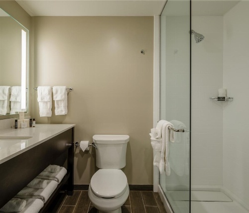 Hotel Madison & Shenandoah Conference Ctr. image 18